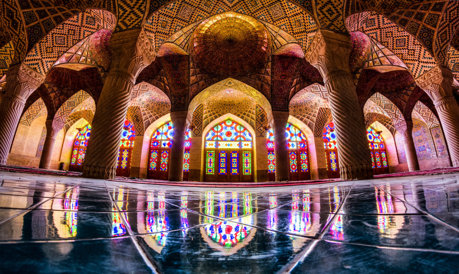 Seven Beautiful Mosques To Visit Around The World Dailyart Magazine