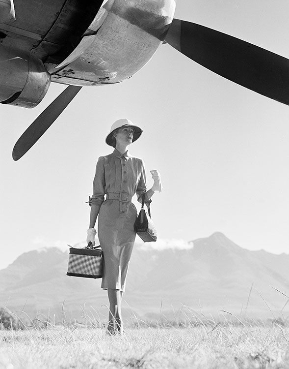 Norman Parkinson, In the Blazing Sun - George Airfield, 1951. Fashion Photographers