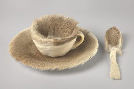 Meret Oppenheim, Object.Paris, 1936, Museum of Modern Art (MoMA)