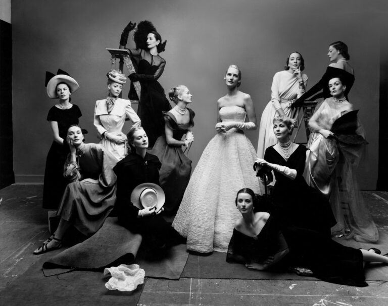 Fashion Photographers: Irving Penn, The 12 Most Photographed Models, New York, Condé Nast 1947. Irving Penn Foundation.
