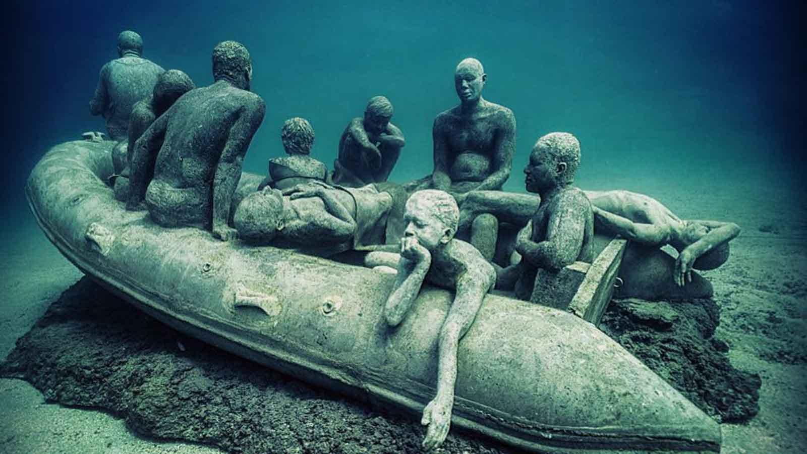 Подводные Статуи В Мексике