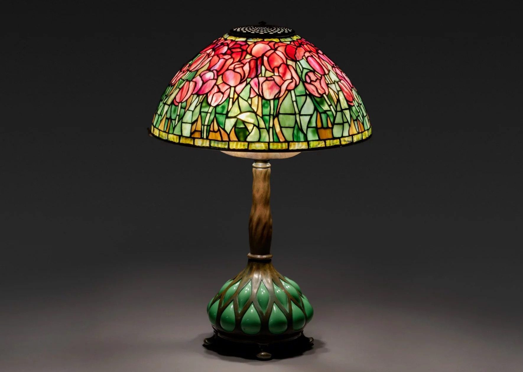 Geruststellen 鍔 kiespijn Tiffany Glass and Art Nouveau Movement | DailyArt Magazine