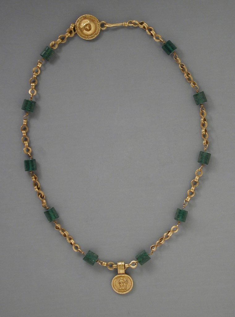ancient egyptian jewelry artifacts
