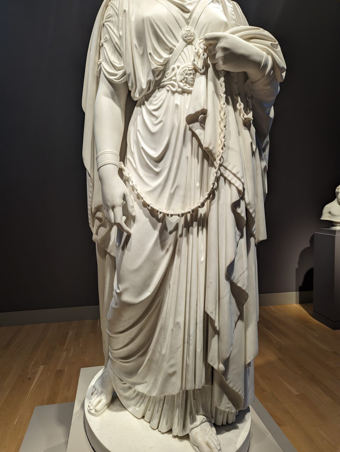 Queen Zenobia by Harriet Hosmer | DailyArt Magazine