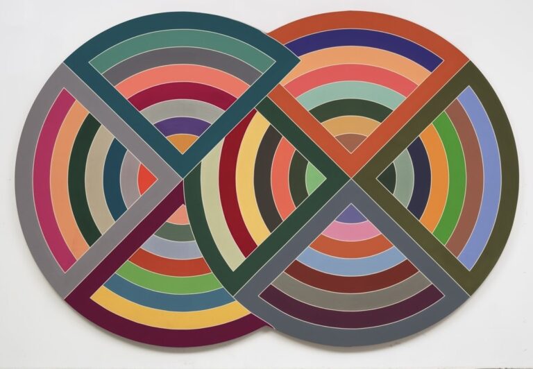 Frank Stella: Frank Stella, Firuzabad, 1970, polymer paint on canvas, 9 ft 11 3/4 in x 15 ft 1/2 in (304 cm x 458 cm), Photograph by Iwan Baan © 2024 Frank Stella / Artist Rights Society (ARS), New York, NY, USA.
