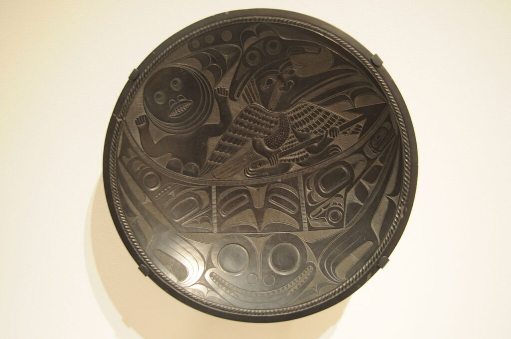 Charles Edenshaw: Charles Edenshaw, Platter, c. 1885, argillite, Seattle Art Museum, Seattle, WA, USA.
