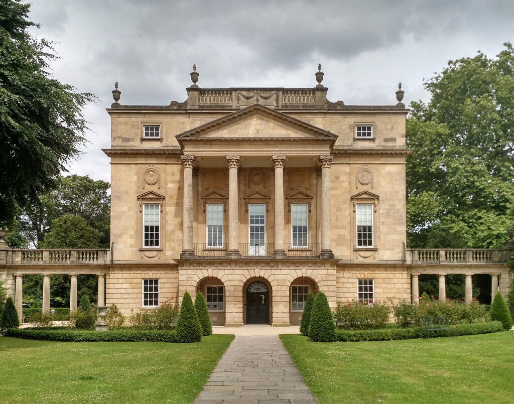 Bridgerton locations: The Holburne Museum, 1799, Bath, UK. Wikimedia Commons.
