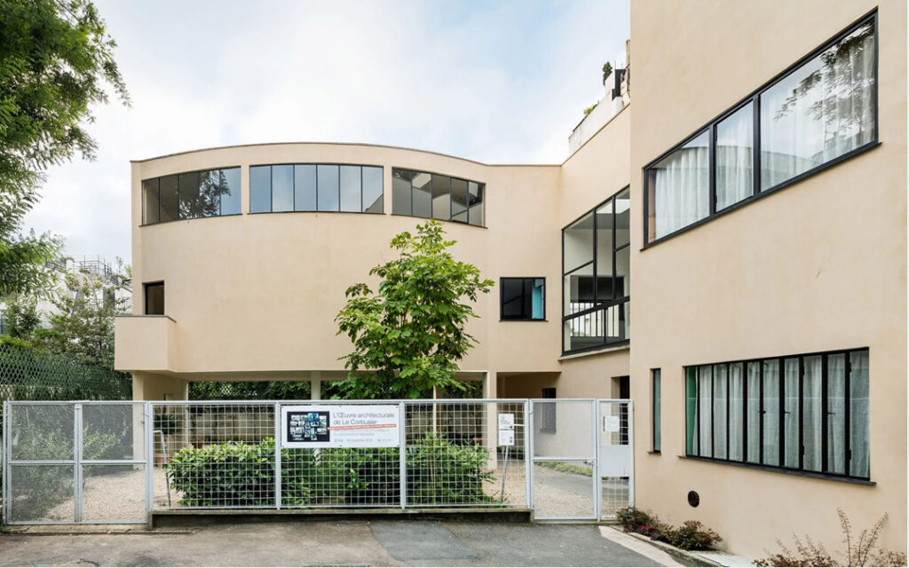 France UNESCO: Le Corbusier, Facade of Maison La Roche, 1923, Paris, France. Photograph by Olivier Martin Gambier/LeCorbusier World Heritage.
