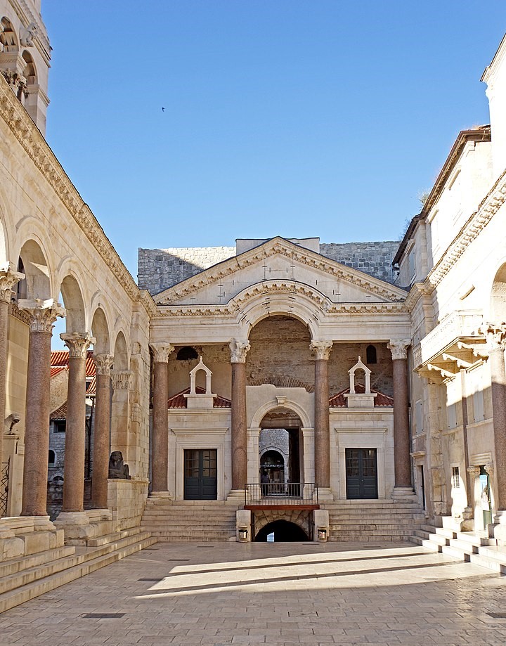 UNESCO Balkans: View of the Peristyle (the central square within the Palace) towards the entrance of Diocletian’s quarters, Diocletian Palace, Split, Croatia. Photograph by Dennis Jarvis via Wikimedia Commons (CC BY-SA 2.0).
