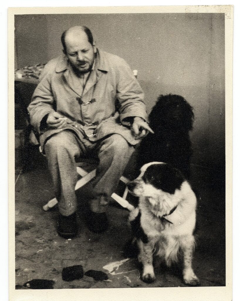 Artists dogs: Artists and Their Dogs: Jackson Pollock with his dogs, ca. 1955, Archives of American Art, Smithsonian Institution, Washington, DC, USA.
