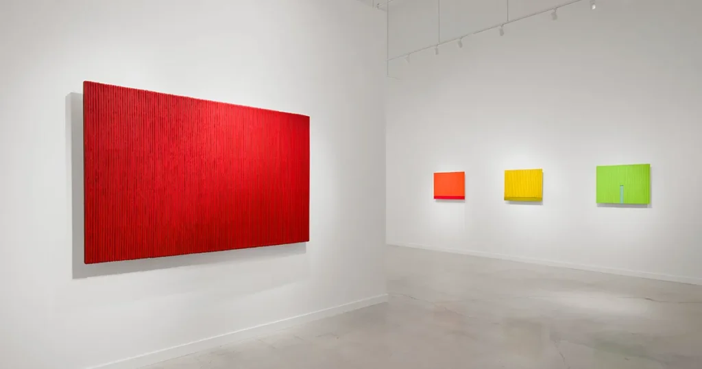 contemporary Korean Art: Park Seo-Bo, Installation view at White Cube Gallery, 2023, West Palm Beach, FL, USA. Gallery’s website.
