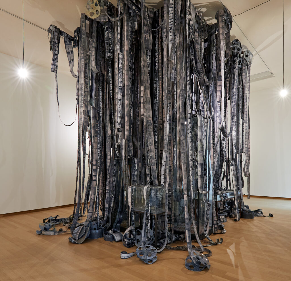 anselm kiefer amsterdam: Anselm Kiefer, Steigend, steigend, sinke nieder, 2019, installation view of Anselm Kiefer—Sag mir wo die Blumen sind, 2025, Stedelijk Museum Amsterdam & Van Gogh Museum, Amsterdam, Netherlands. Courtesy of the artist and White
Cube. Photo by Michael Floor.
